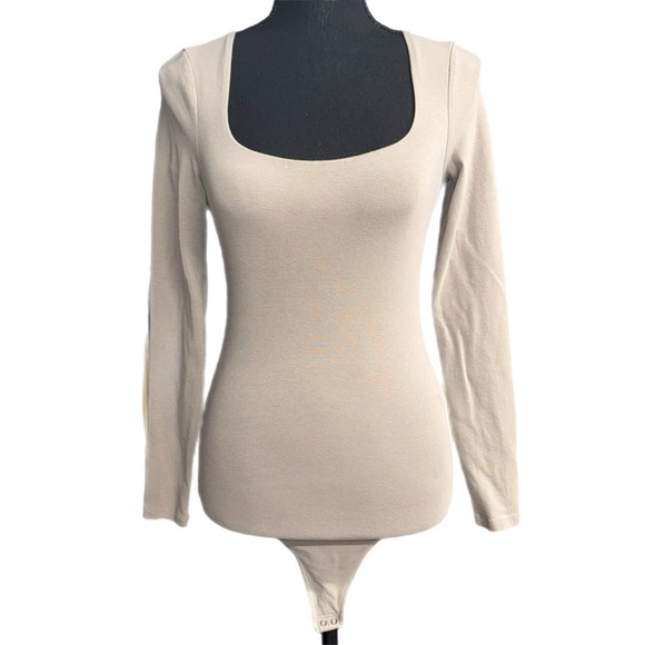 Abercrombie & Fitch - Long Sleeve Square Neck Bodysuit - Tan/Beige - Size XS - Picture 6 of 6